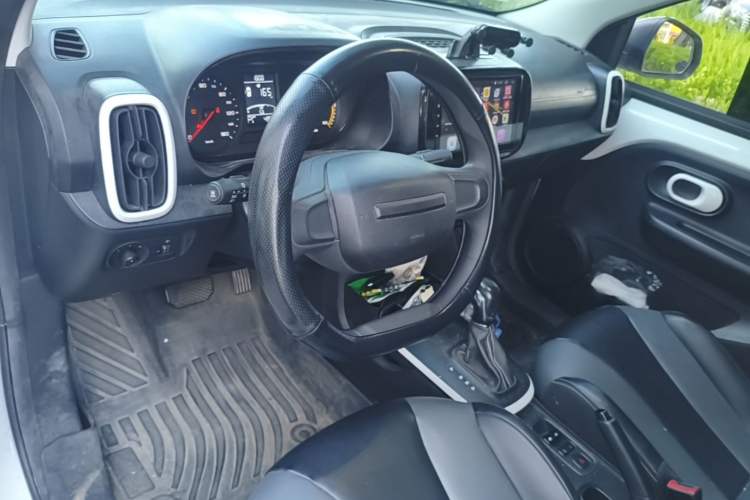 Used Roewe Clever 2022 311km QiQi BoBo Edition Steering Wheel