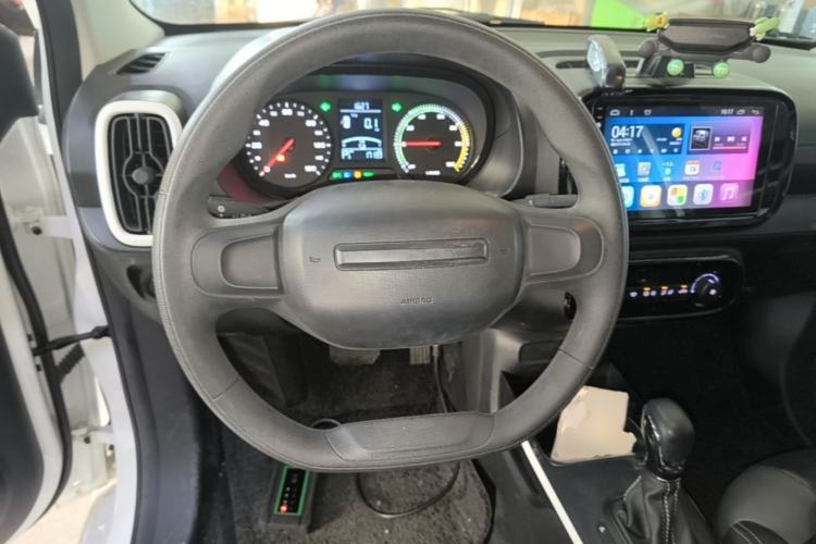 Used Roewe Clever 2022 311km QiQi BoBo Edition Steering Wheel