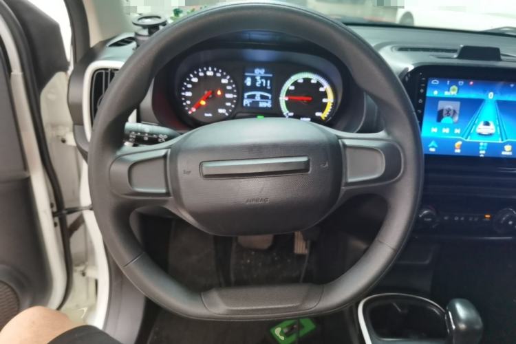 Used Roewe Clever 2022 311km QiQi BoBo Edition Steering Wheel