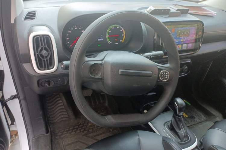 Used Roewe Clever 2022 311km QiQi BoBo Edition Steering Wheel