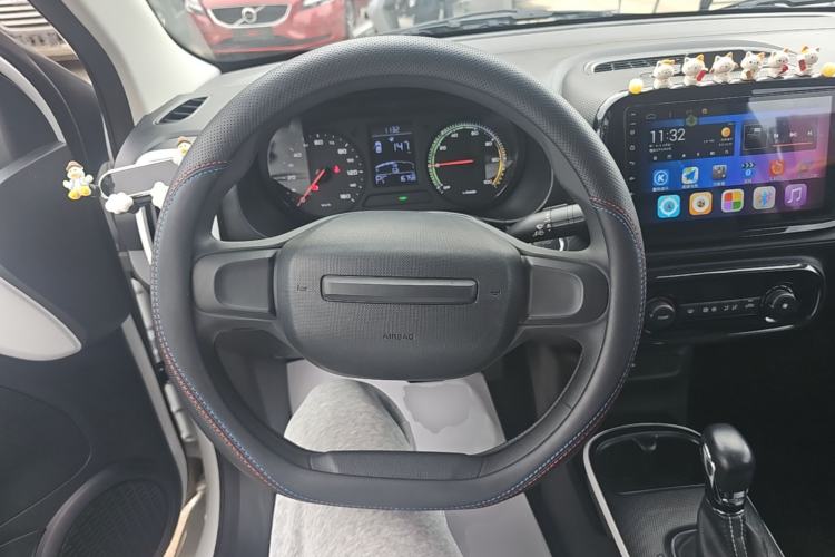 Used Roewe Clever 2022 311km QiQi BoBo Edition Steering Wheel