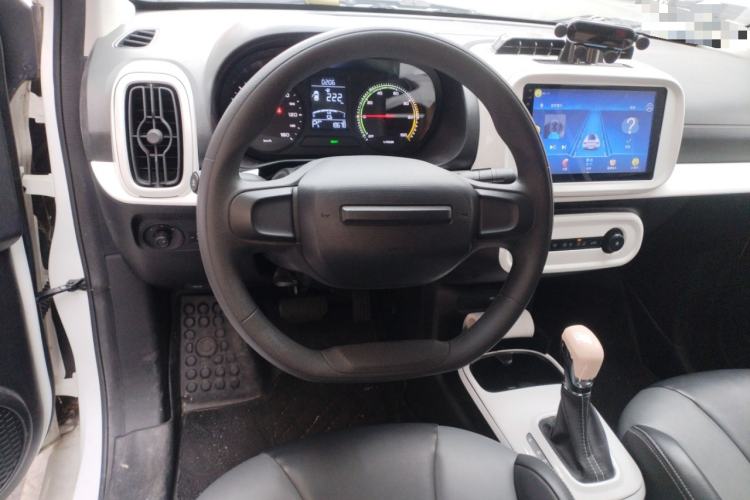 Used Roewe Clever 2022 311km QiQi BoBo Edition Steering Wheel
