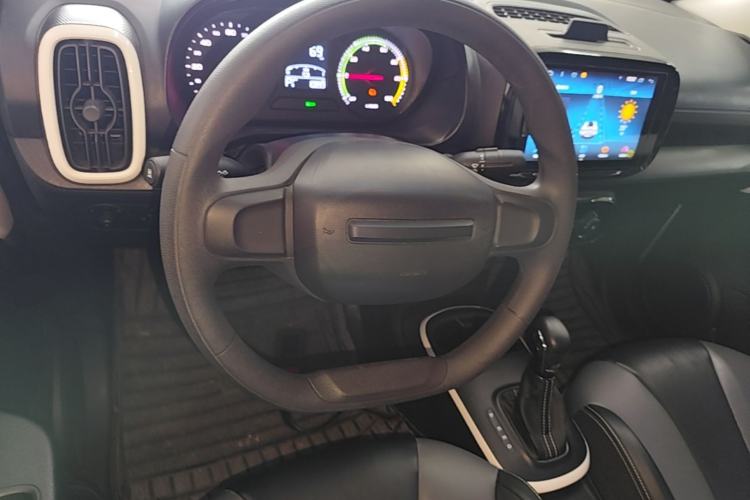 Used Roewe Clever 2022 311km QiQi BoBo Edition Steering Wheel