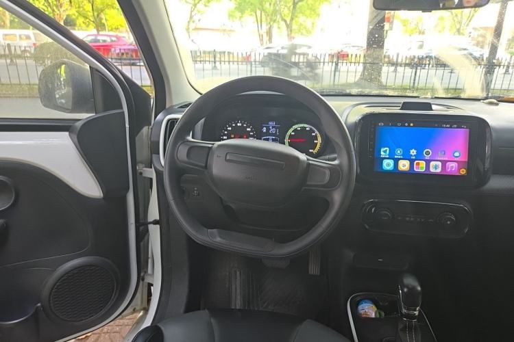 Used Roewe Clever 2022 311km QiQi BoBo Edition Steering Wheel