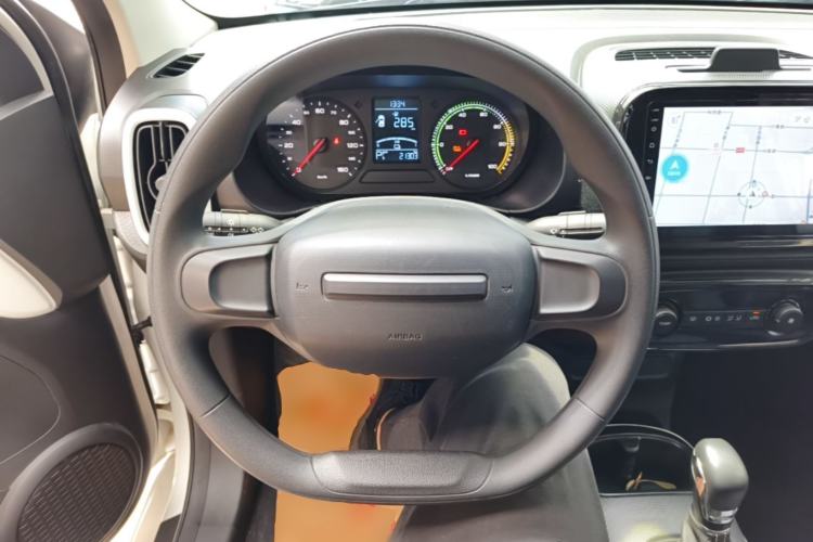 Used Roewe Clever 2022 311km QiQi BoBo Edition Steering Wheel