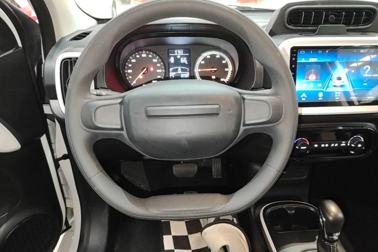 Used Roewe Clever 2022 311km QiQi BoBo Edition Steering Wheel