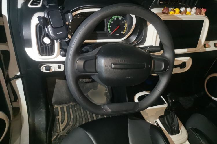 Used Roewe Clever 2022 311km QiQi BoBo Edition Steering Wheel