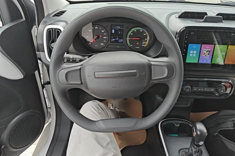 Used Roewe Clever 2022 311km QiQi BoBo Edition Steering Wheel