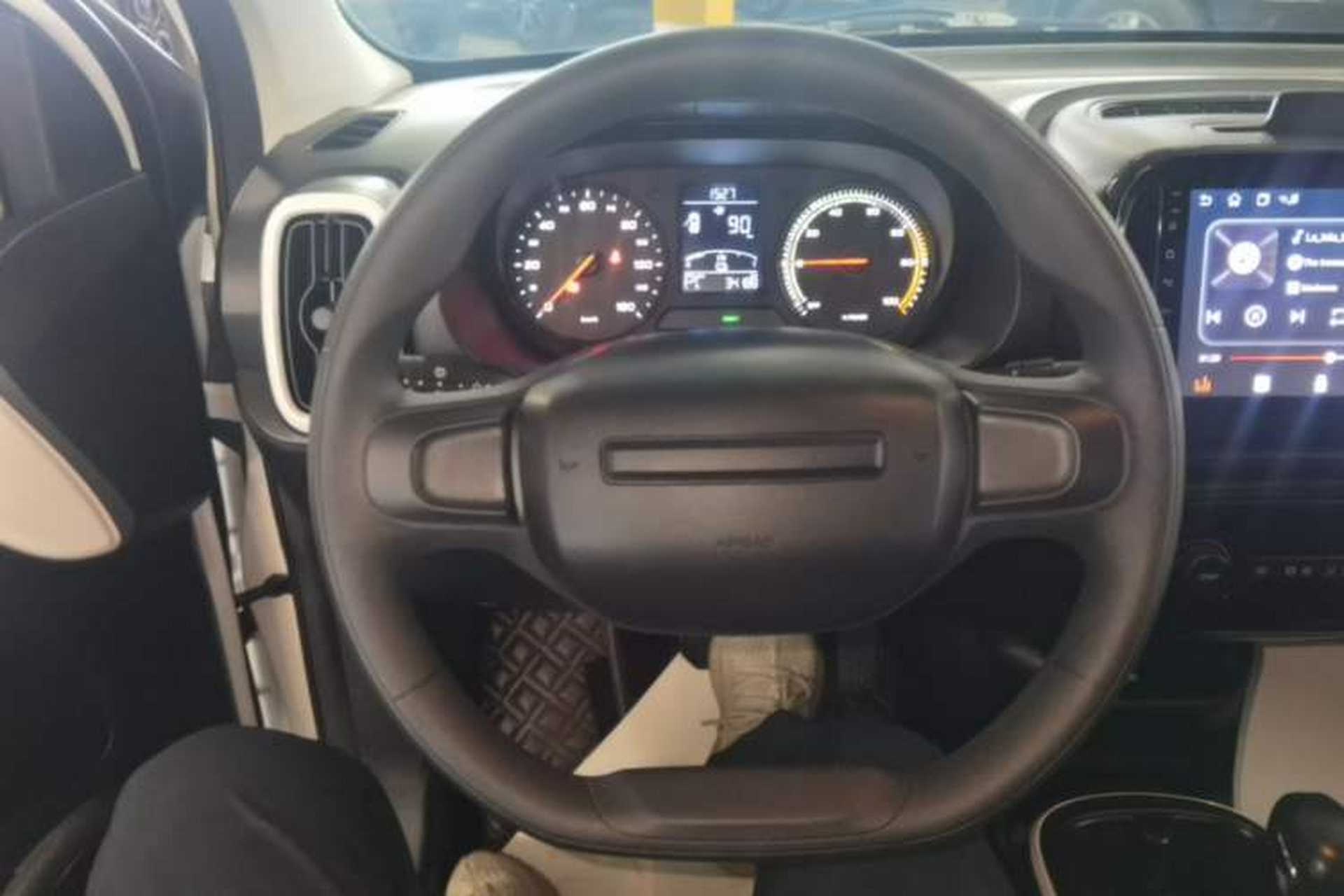 Used Roewe Clever 2022 311km QiQi BoBo Edition Steering Wheel
