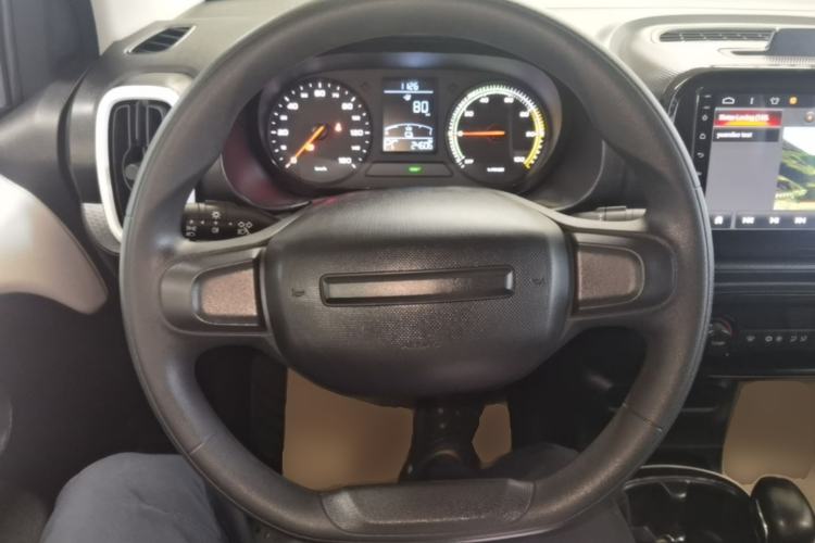 Used Roewe Clever 2022 311km QiQi BoBo Edition Steering Wheel