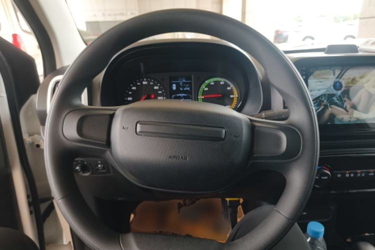 Used Roewe Clever 2022 311km QiQi BoBo Edition Steering Wheel