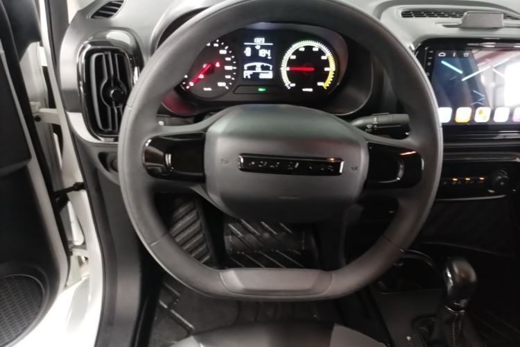 Used Roewe Clever 2022 311km QiQi BoBo Edition Steering Wheel