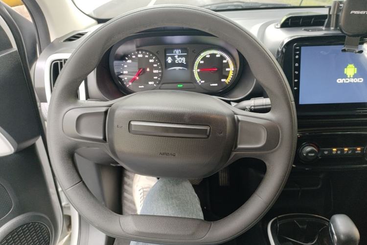 Used Roewe Clever 2022 311km QiQi BoBo Edition Steering Wheel
