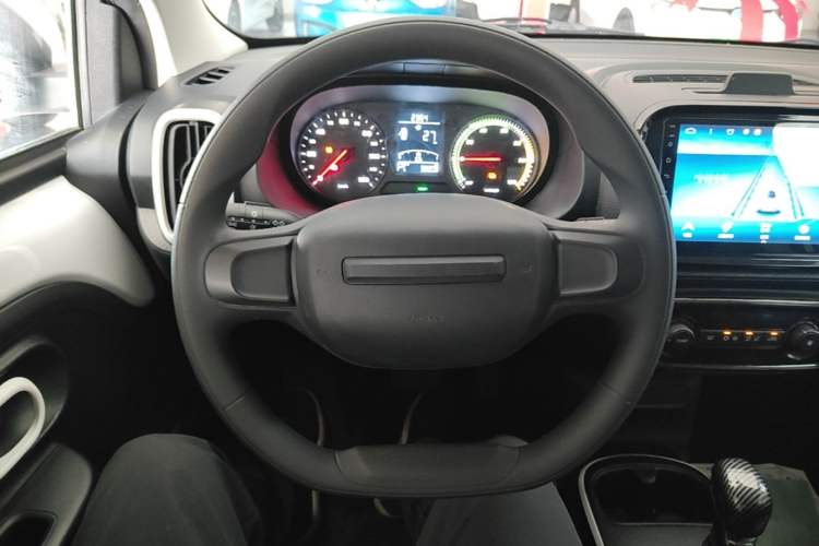 Used Roewe Clever 2022 311km QiQi BoBo Edition Steering Wheel