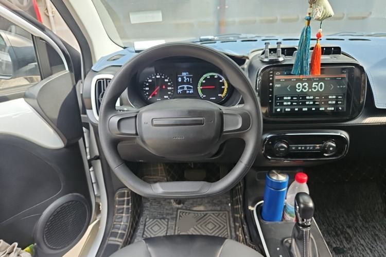 Used Roewe Clever 2022 311km QiQi BoBo Edition Steering Wheel
