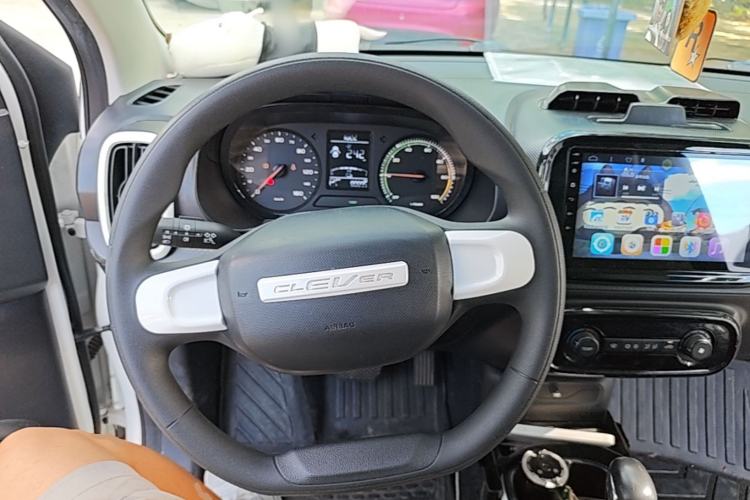 Used Roewe Clever 2022 311km QiQi BoBo Edition Steering Wheel