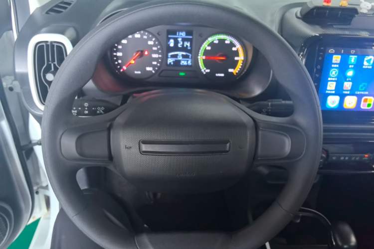 Used Roewe Clever 2022 311km QiQi BoBo Edition Steering Wheel