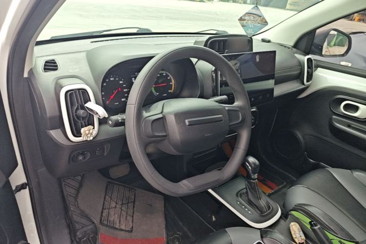 Used Roewe Clever 2022 311km QiQi BoBo Edition Steering Wheel