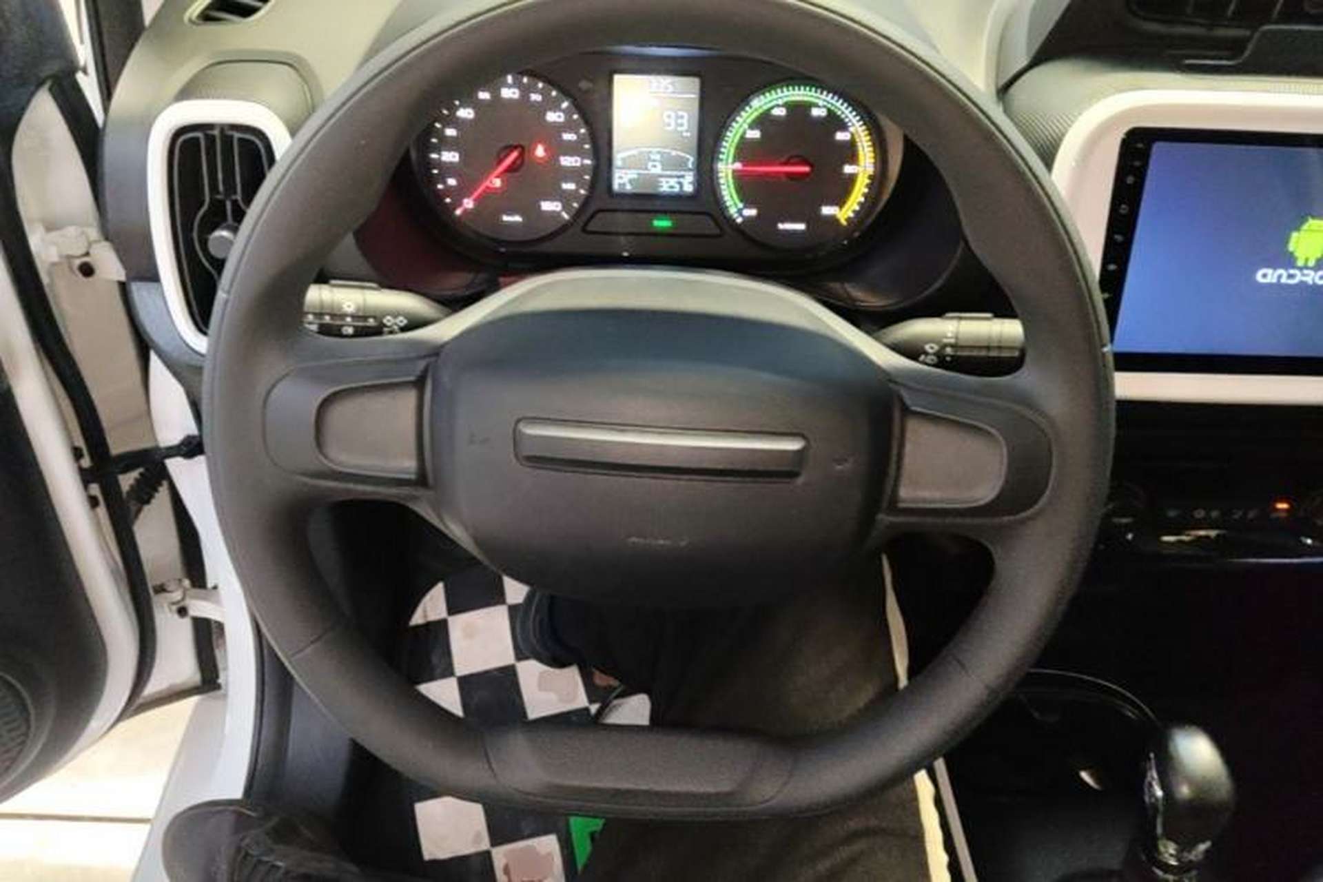 Used Roewe Clever 2022 311km QiQi BoBo Edition Steering Wheel