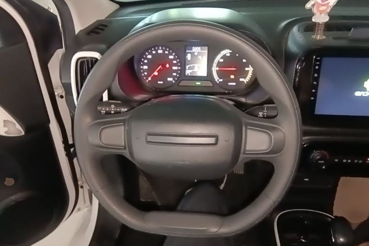 Used Roewe Clever 2022 311km QiQi BoBo Edition Steering Wheel