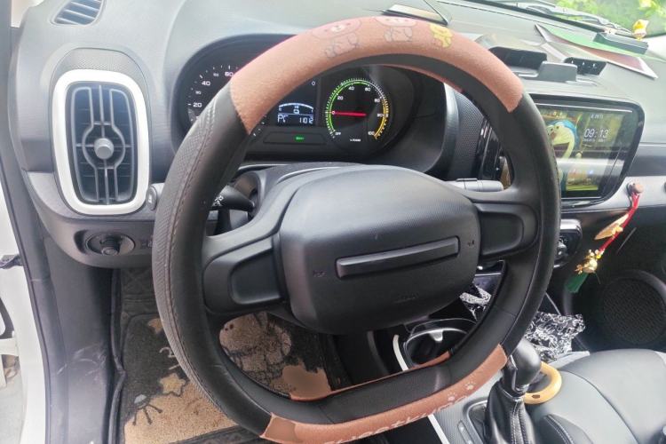 Used Roewe Clever 2022 311km QiQi BoBo Edition Steering Wheel