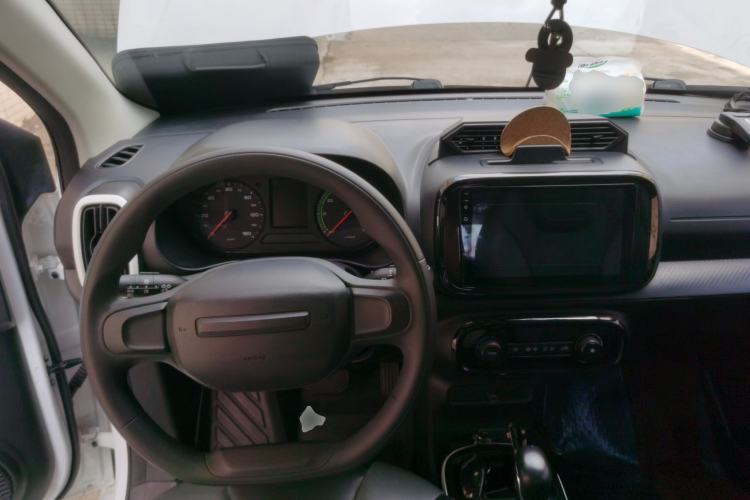 Used Roewe Clever 2022 311km QiQi BoBo Edition Steering Wheel