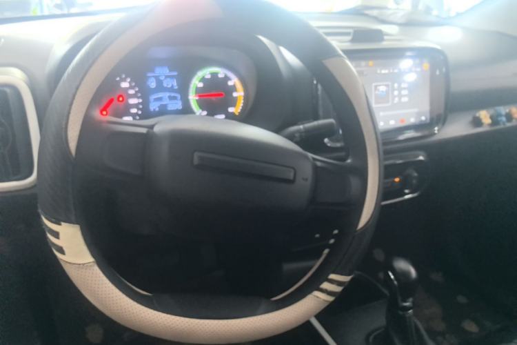 Used Roewe Clever 2022 311km QiQi BoBo Edition Steering Wheel