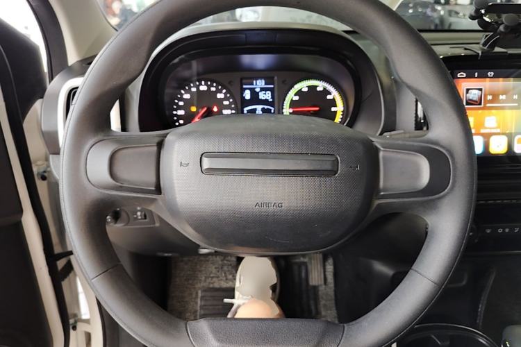 Used Roewe Clever 2022 311km QiQi BoBo Edition Steering Wheel