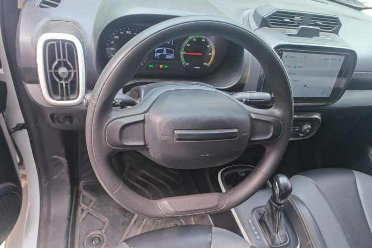 Used Roewe Clever 2022 311km QiQi BoBo Edition Steering Wheel