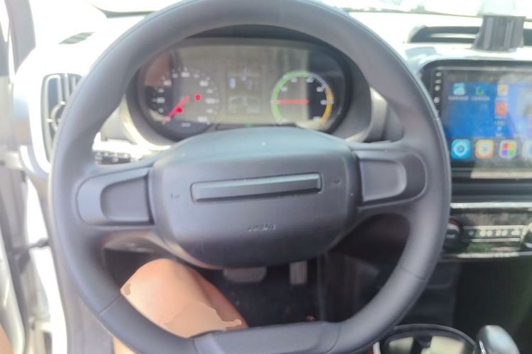 Used Roewe Clever 2022 311km QiQi BoBo Edition Steering Wheel