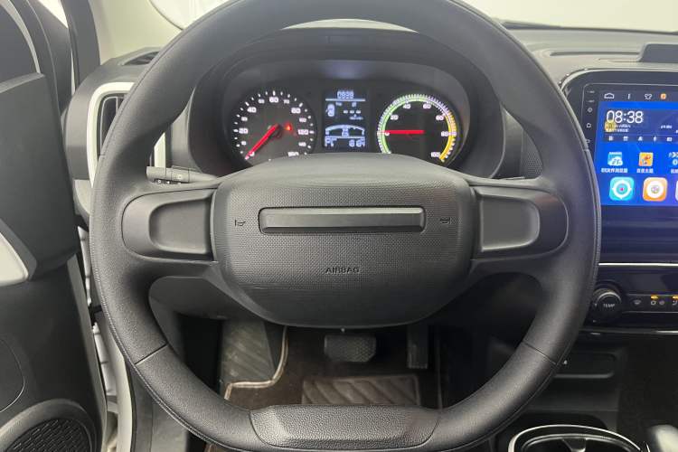 Used Roewe Clever 2022 311km QiQi BoBo Edition Steering Wheel