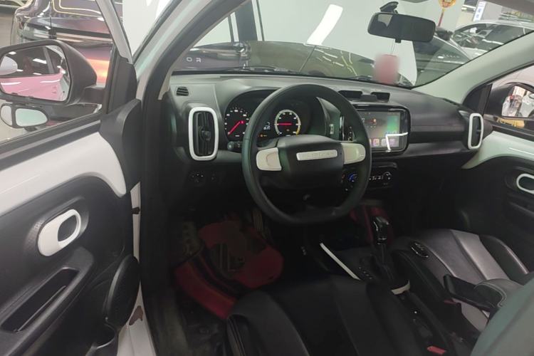 Used Roewe Clever 2022 311km QiQi BoBo Edition Steering Wheel