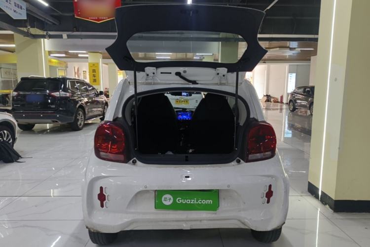 Used Roewe Clever 2022 311km QiQi BoBo Edition Trunk