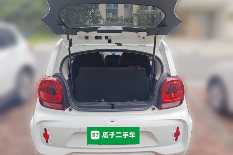 Used Roewe Clever 2022 311km QiQi BoBo Edition Trunk