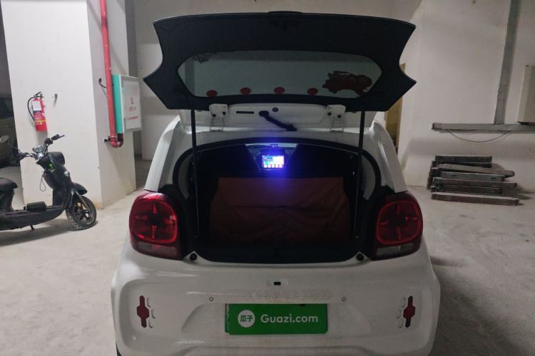Used Roewe Clever 2022 311km QiQi BoBo Edition Trunk