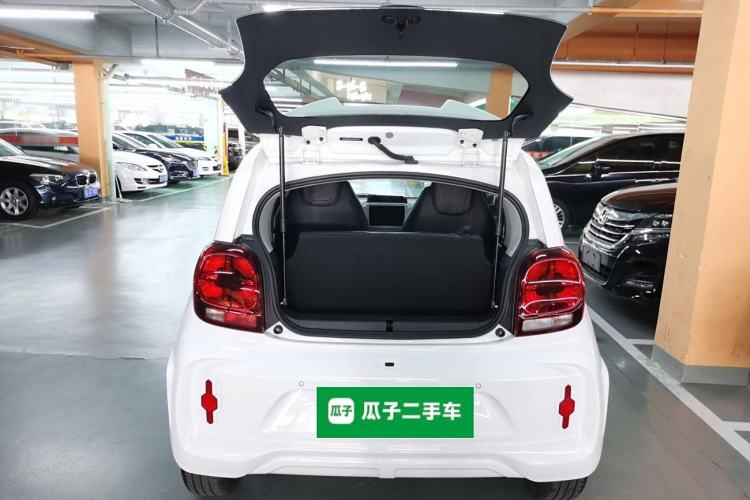 Used Roewe Clever 2022 311km QiQi BoBo Edition Trunk