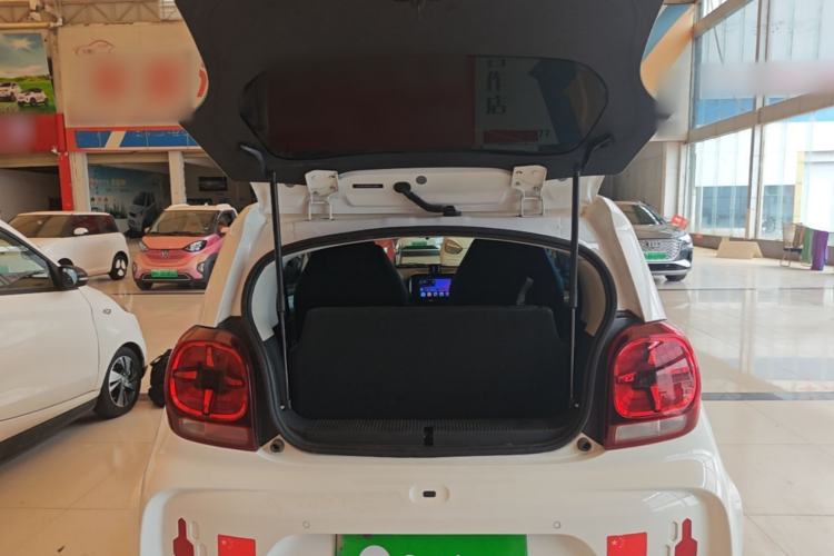 Used Roewe Clever 2022 311km QiQi BoBo Edition Trunk