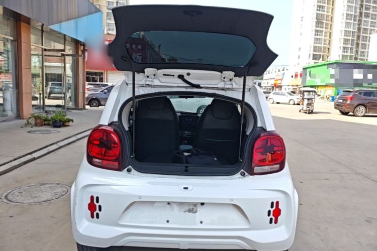 Used Roewe Clever 2022 311km QiQi BoBo Edition Trunk