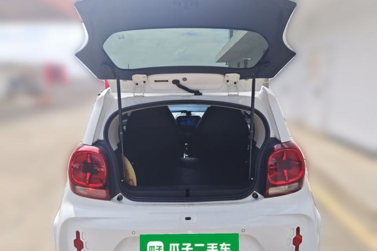 Used Roewe Clever 2022 311km QiQi BoBo Edition Trunk