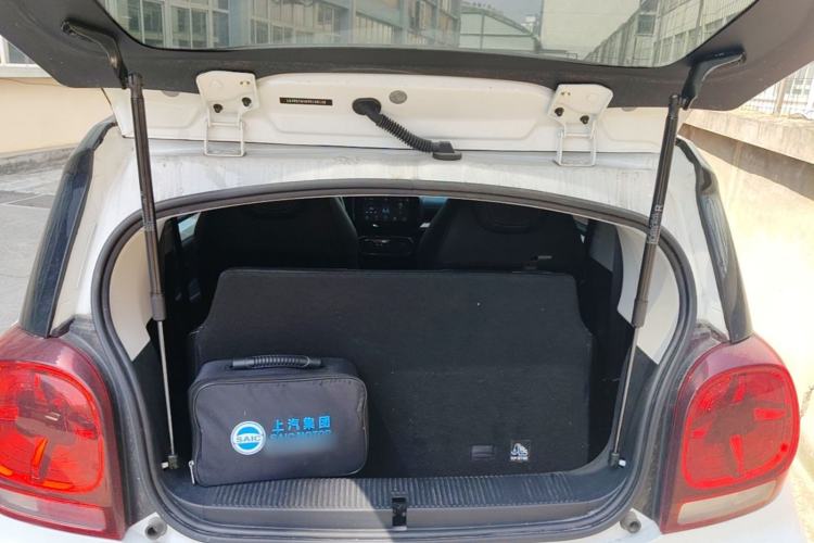 Used Roewe Clever 2022 311km QiQi BoBo Edition Trunk