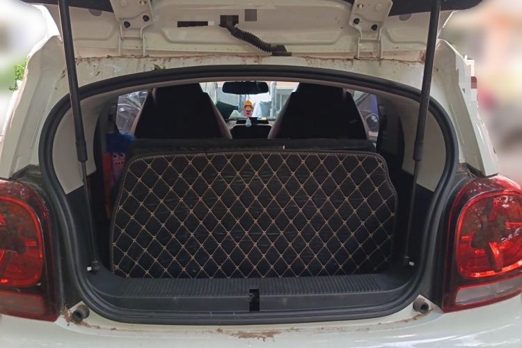 Used Roewe Clever 2022 311km QiQi BoBo Edition Trunk