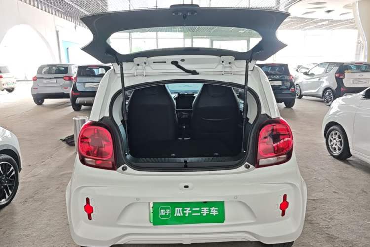 Used Roewe Clever 2022 311km QiQi BoBo Edition Trunk