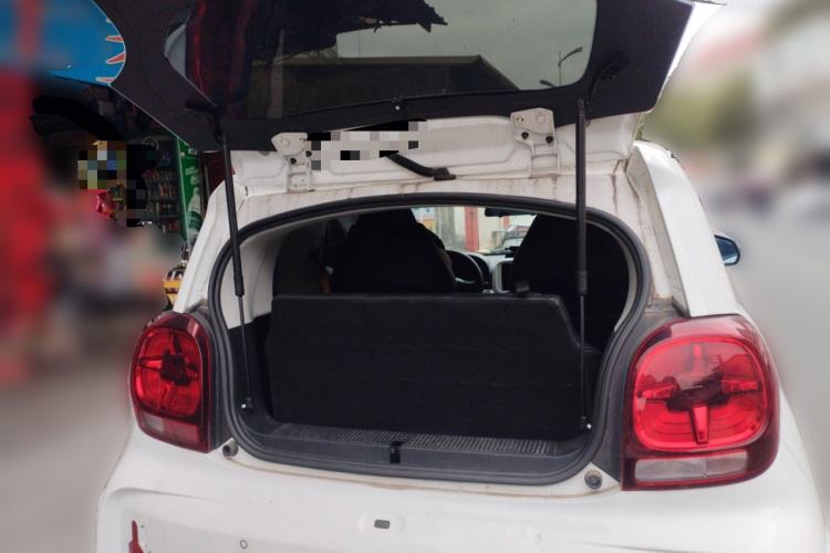Used Roewe Clever 2022 311km QiQi BoBo Edition Trunk