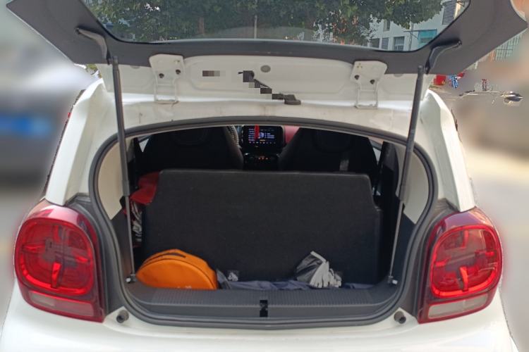 Used Roewe Clever 2022 311km QiQi BoBo Edition Trunk