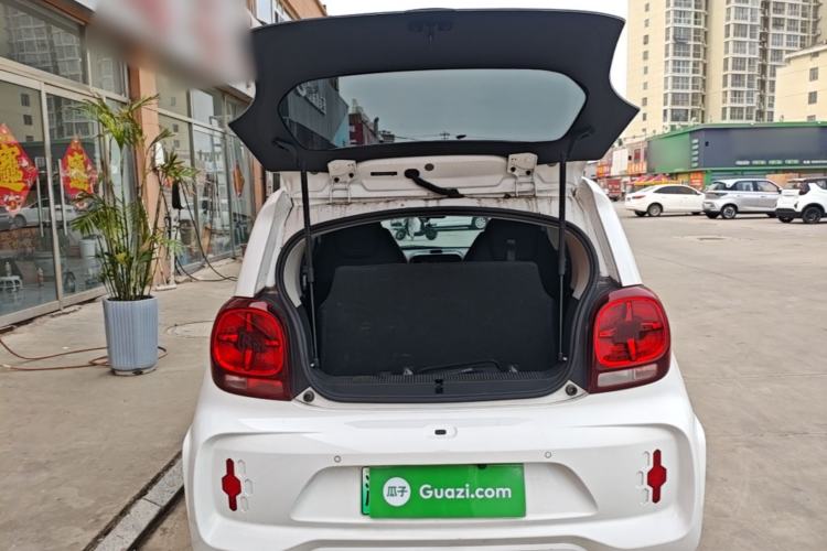Used Roewe Clever 2022 311km QiQi BoBo Edition Trunk