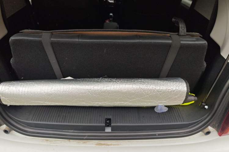 Used Roewe Clever 2022 311km QiQi BoBo Edition Trunk