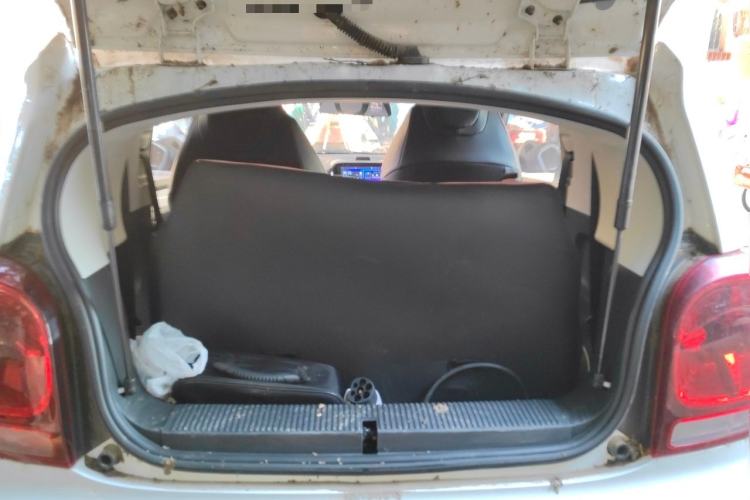Used Roewe Clever 2022 311km QiQi BoBo Edition Trunk