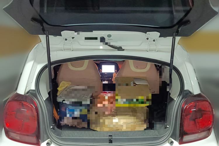 Used Roewe Clever 2022 311km QiQi BoBo Edition Trunk