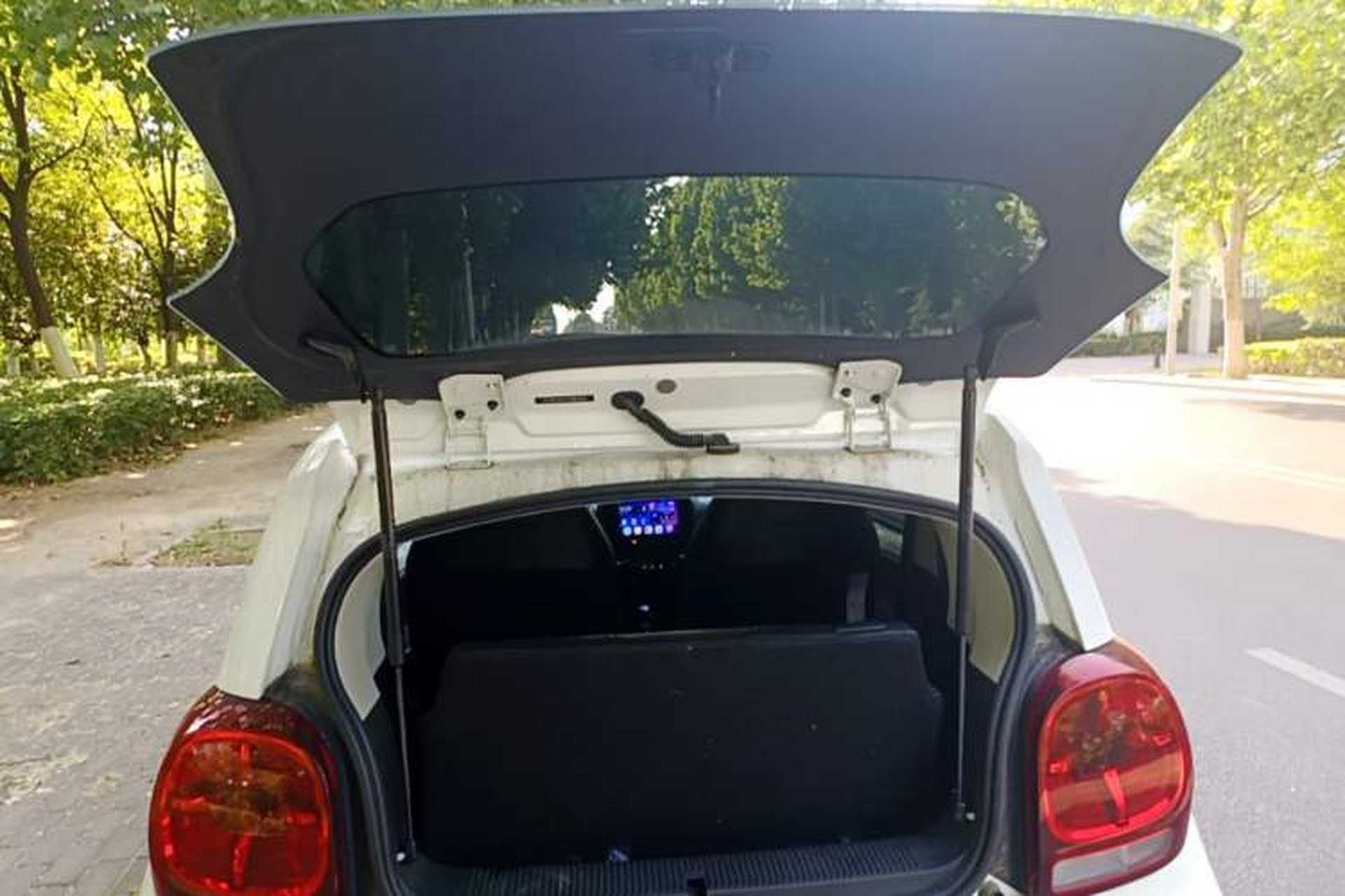 Used Roewe Clever 2022 311km QiQi BoBo Edition Trunk