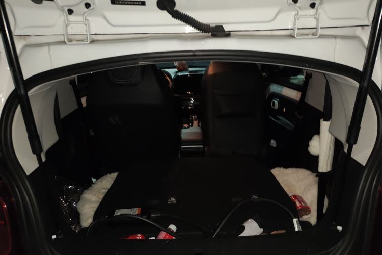 Used Roewe Clever 2022 311km QiQi BoBo Edition Trunk